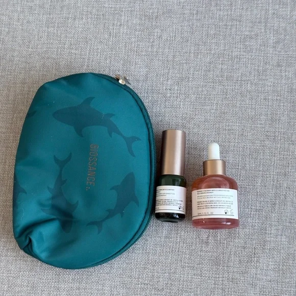 Biossance Dark Spot Serum + Vitamin C Rose Oil w/ pouch - Picture 2 of 2